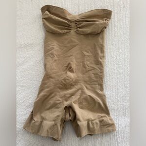 SKIMS Tan Body Suit, Shorts Style, Strapless - Size Large